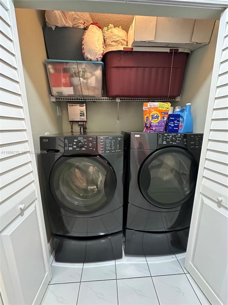 15421 SW 95th Ln, Miami, FL 33196 Photo