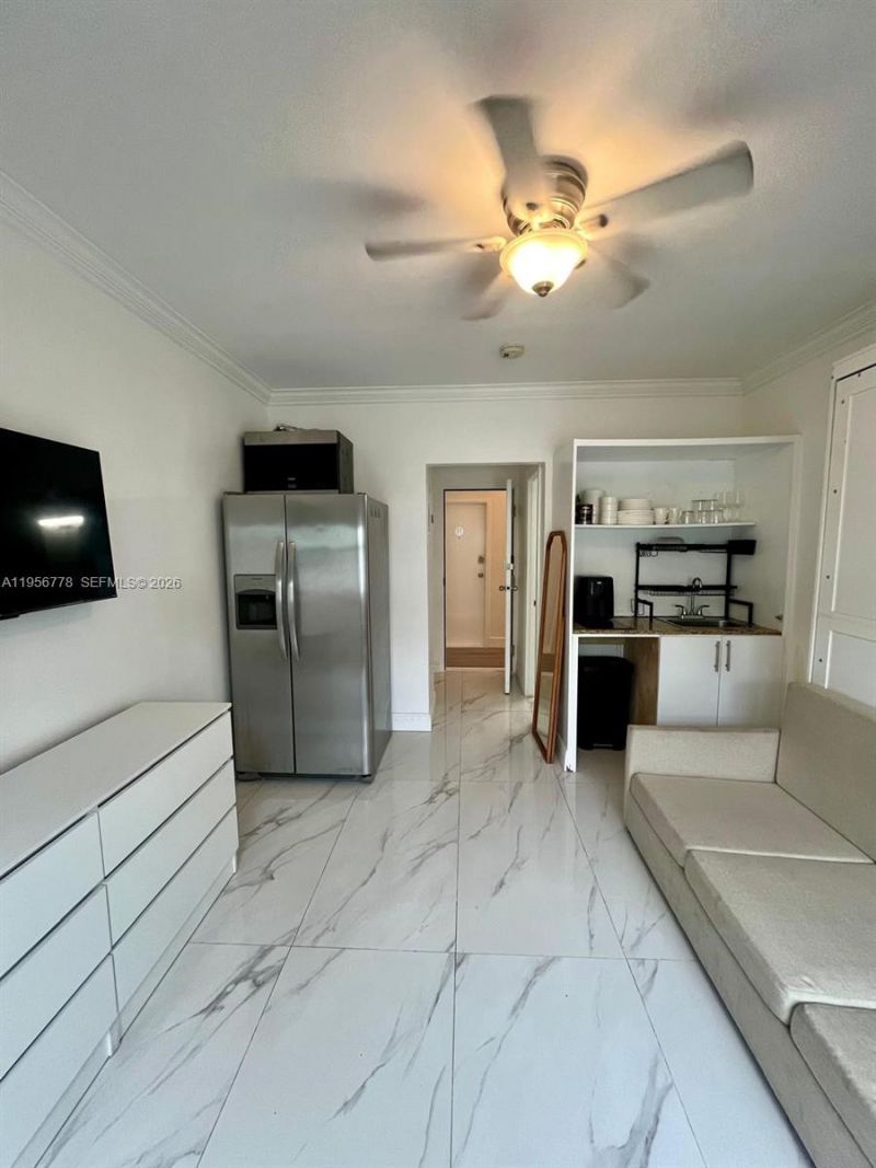 1455 Michigan Ave, Unit 16, Miami Beach, FL 33139 Photo