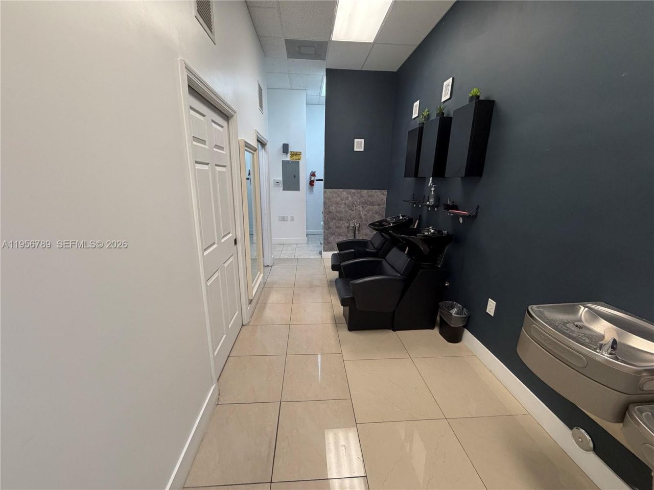 18505 NW 75th Pl, Hialeah, FL 33015 Photo