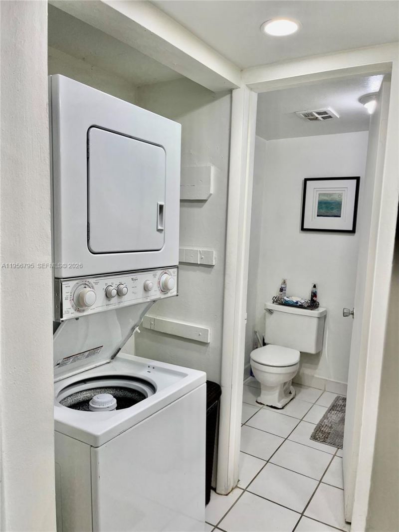 7328 SW 82nd St , Unit B113, Miami, FL 33143 Photo