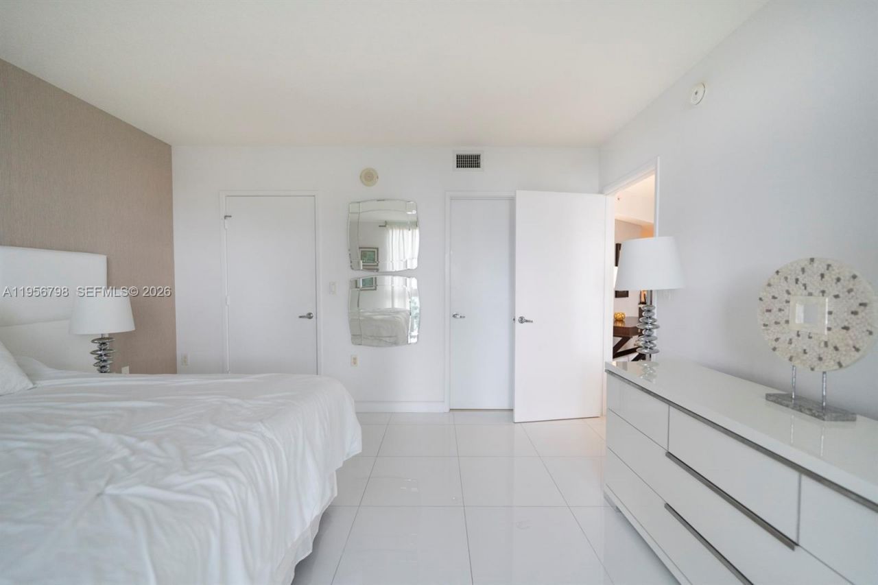 200 Sunny Isles Blvd , Unit 2-1101, Sunny Isles Beach, FL 33160 Photo