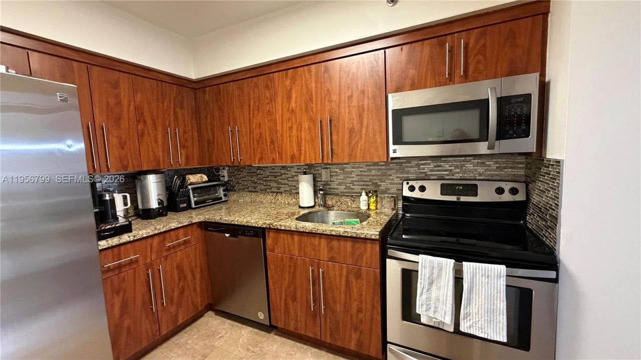 3300 NE 192nd St, Unit 1008, Aventura, FL 33180 Photo