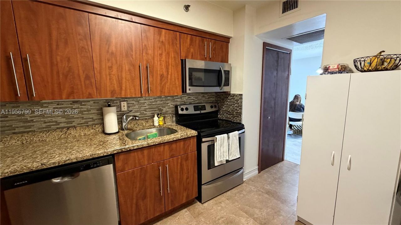 3300 NE 192nd St, Unit 1008, Aventura, FL 33180 Photo