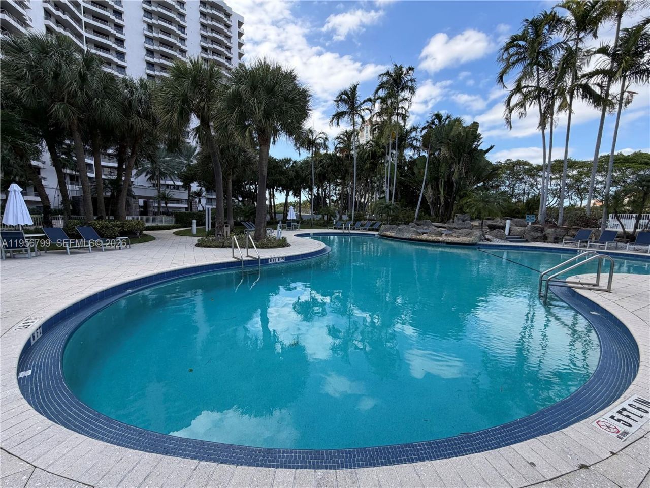 3300 NE 192nd St, Unit 1008, Aventura, FL 33180 Photo