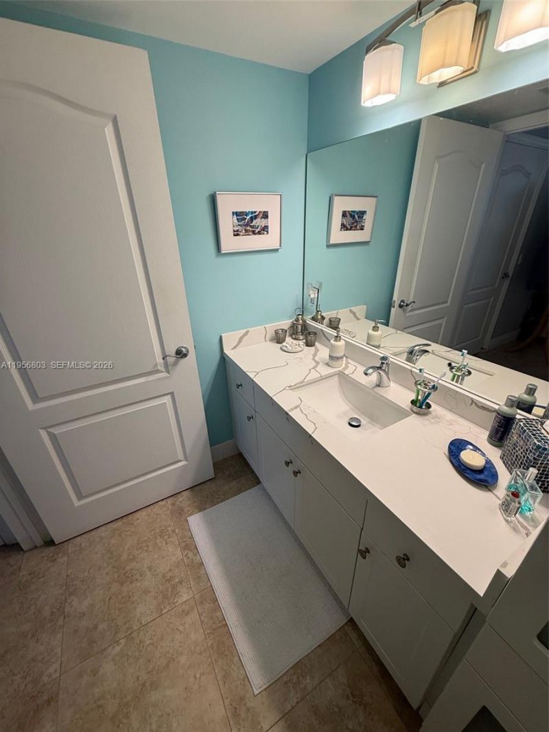 60 NW 37th Ave, Unit 602, Miami, FL 33125 Photo