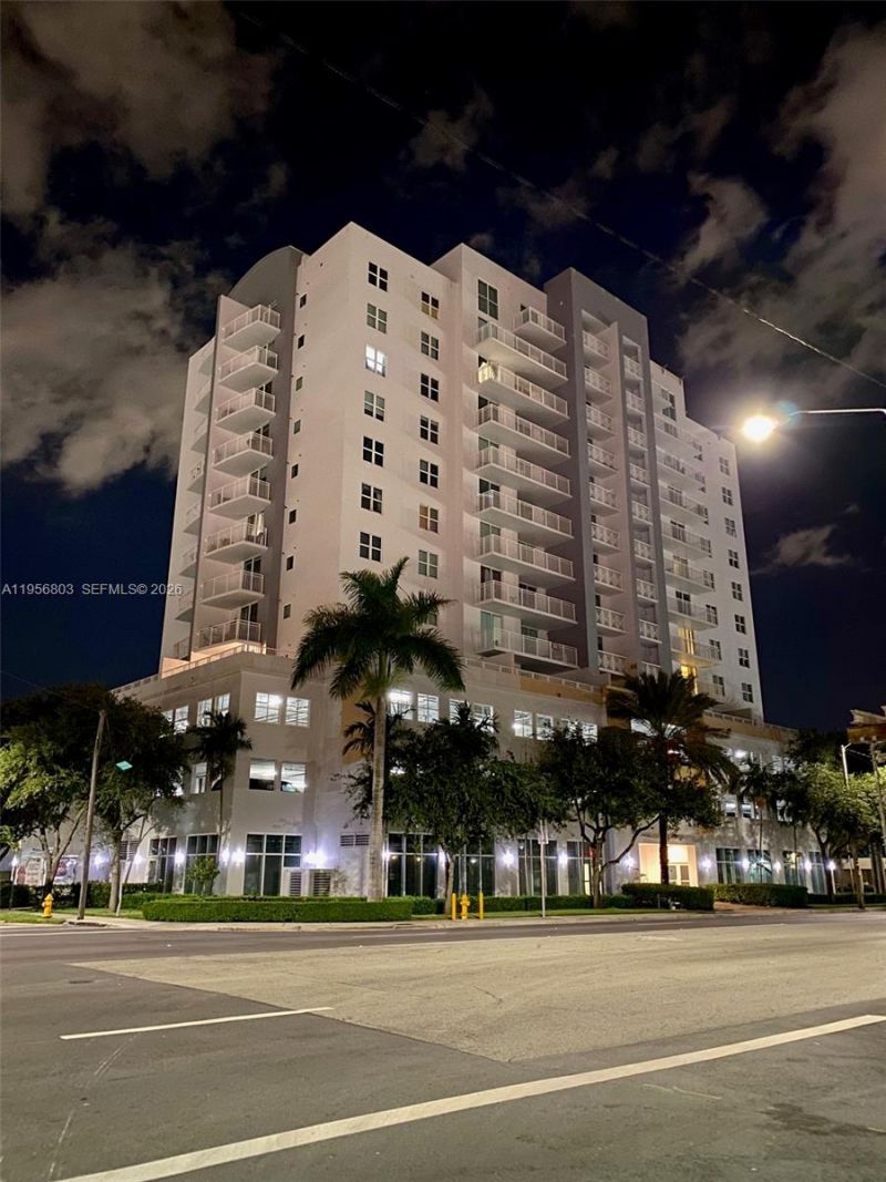 60 NW 37th Ave, Unit 602, Miami, FL 33125 Photo