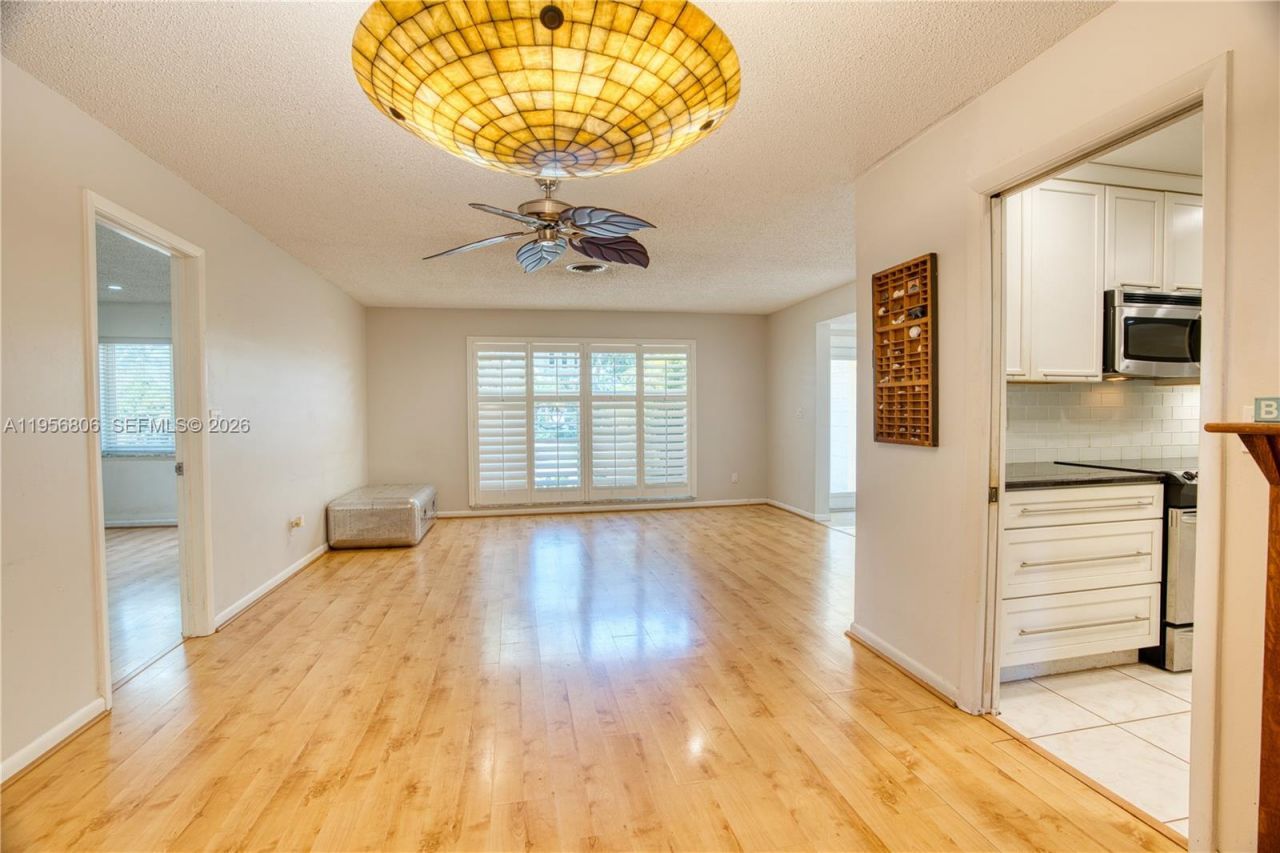 123 S Sewalls Point Rd, Sewalls Point, FL 34996 Photo