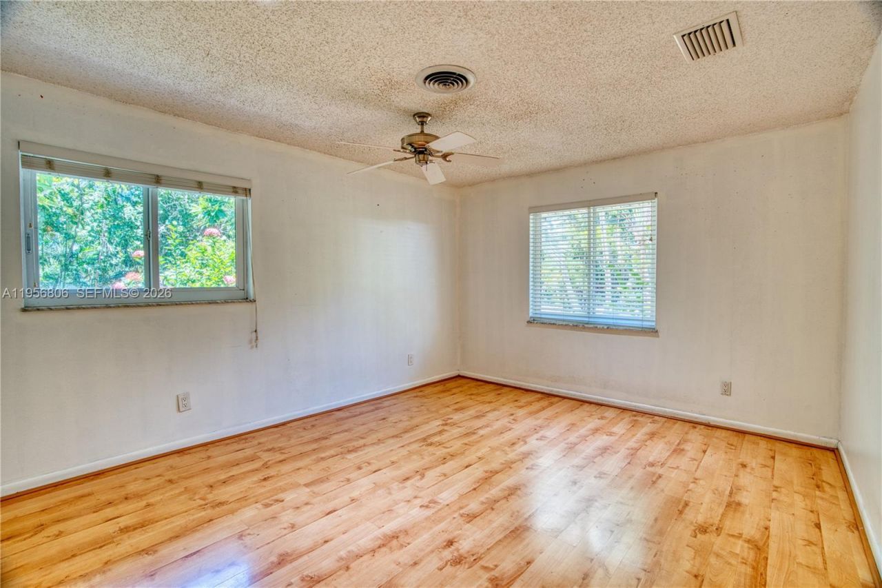 123 S Sewalls Point Rd, Sewalls Point, FL 34996 Photo