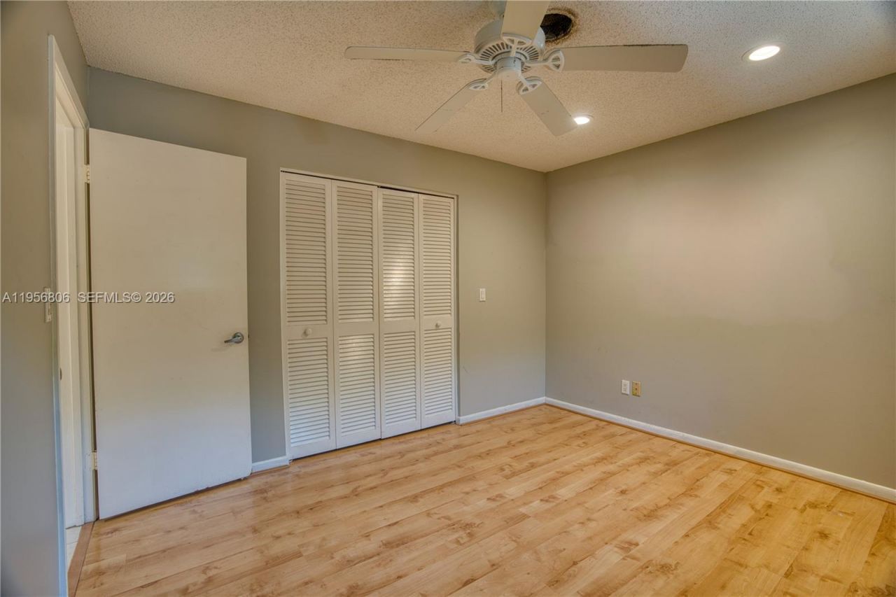 123 S Sewalls Point Rd, Sewalls Point, FL 34996 Photo