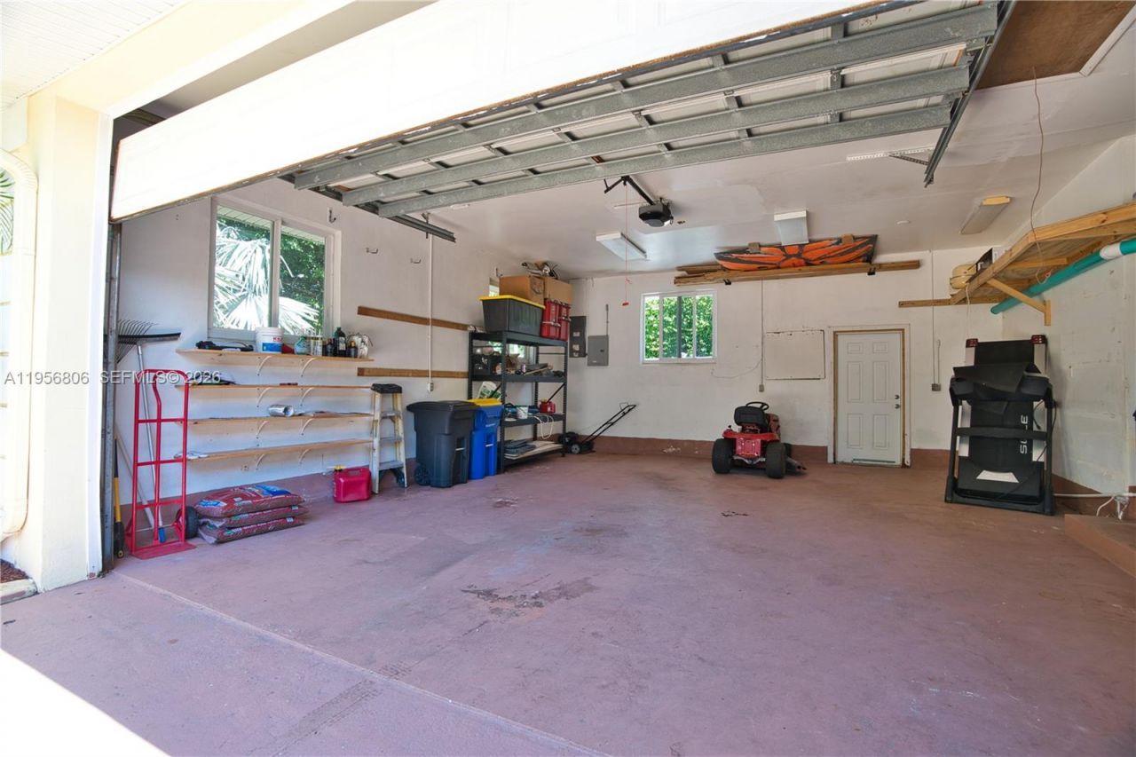 123 S Sewalls Point Rd, Sewalls Point, FL 34996 Photo