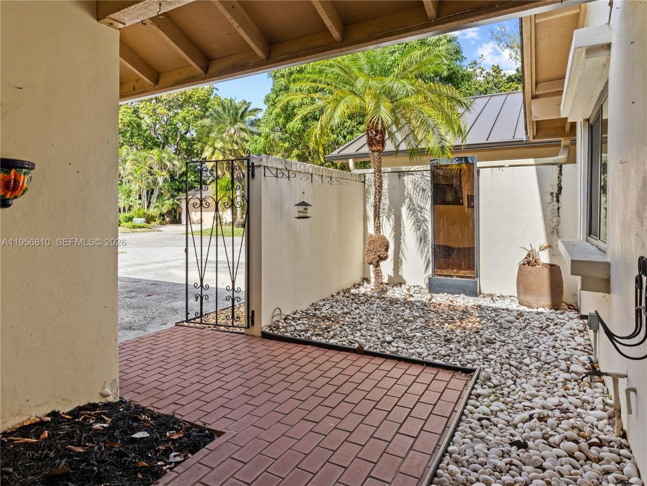 3400 Cherry Garden Cir , Unit 156, Lauderhill, FL 33319 Photo