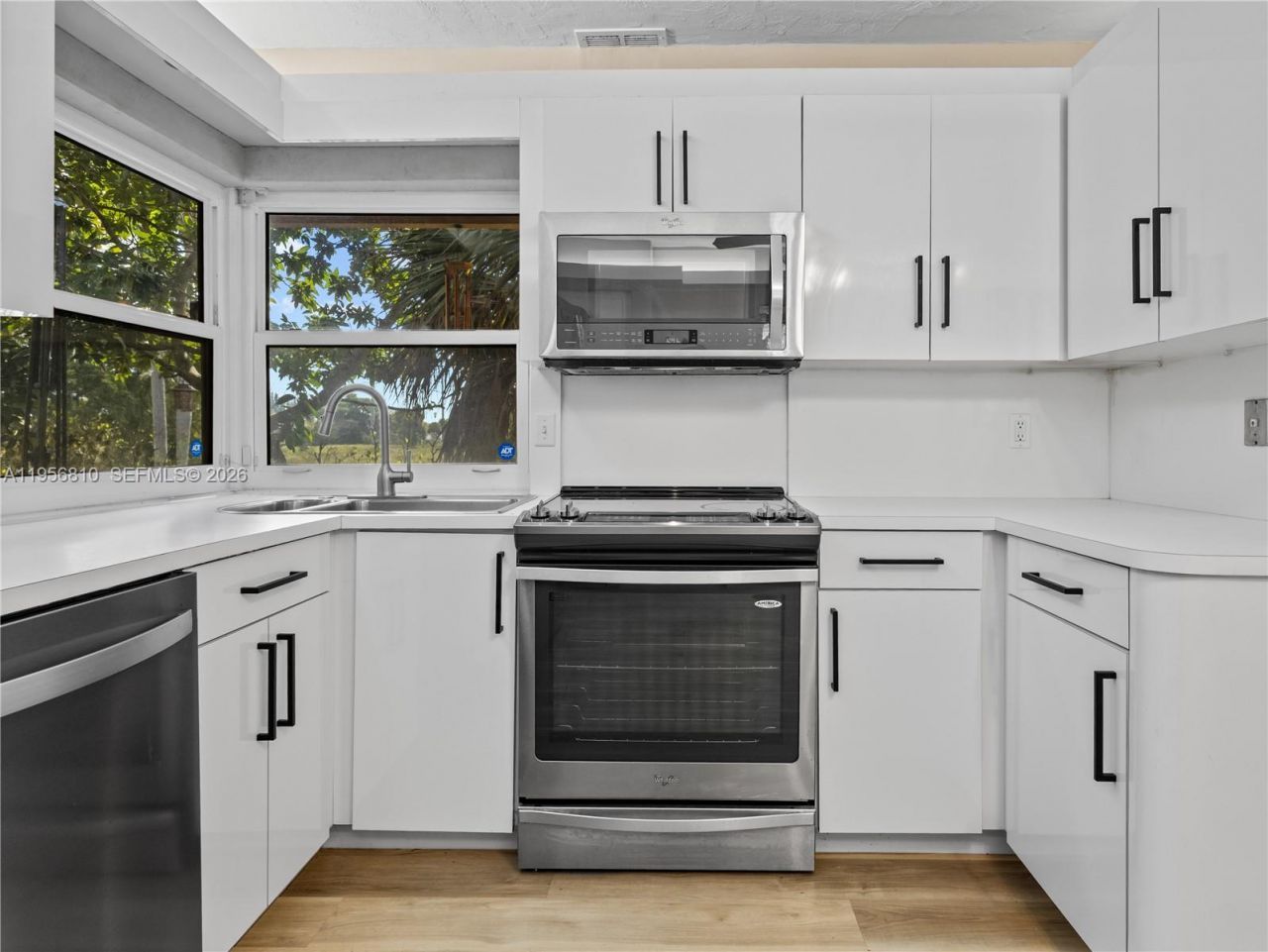 3400 Cherry Garden Cir , Unit 156, Lauderhill, FL 33319 Photo