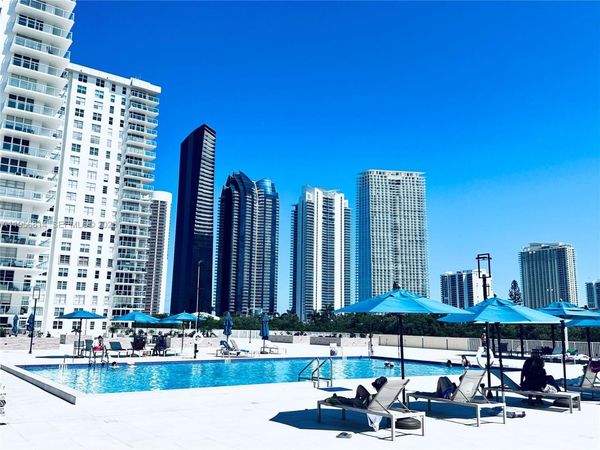 230 174th St, Unit 410, Sunny Isles Beach, FL 33160