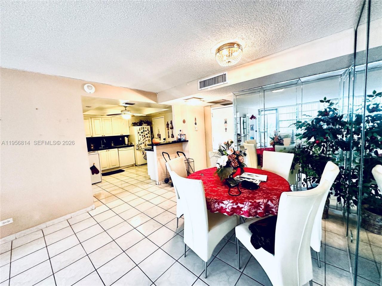 230 174th St, Unit 410, Sunny Isles Beach, FL 33160 Photo