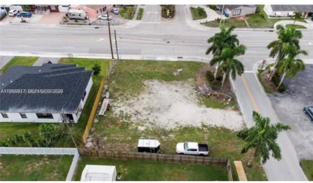 4861 Peters Rd , Plantation, FL 33317 Photo