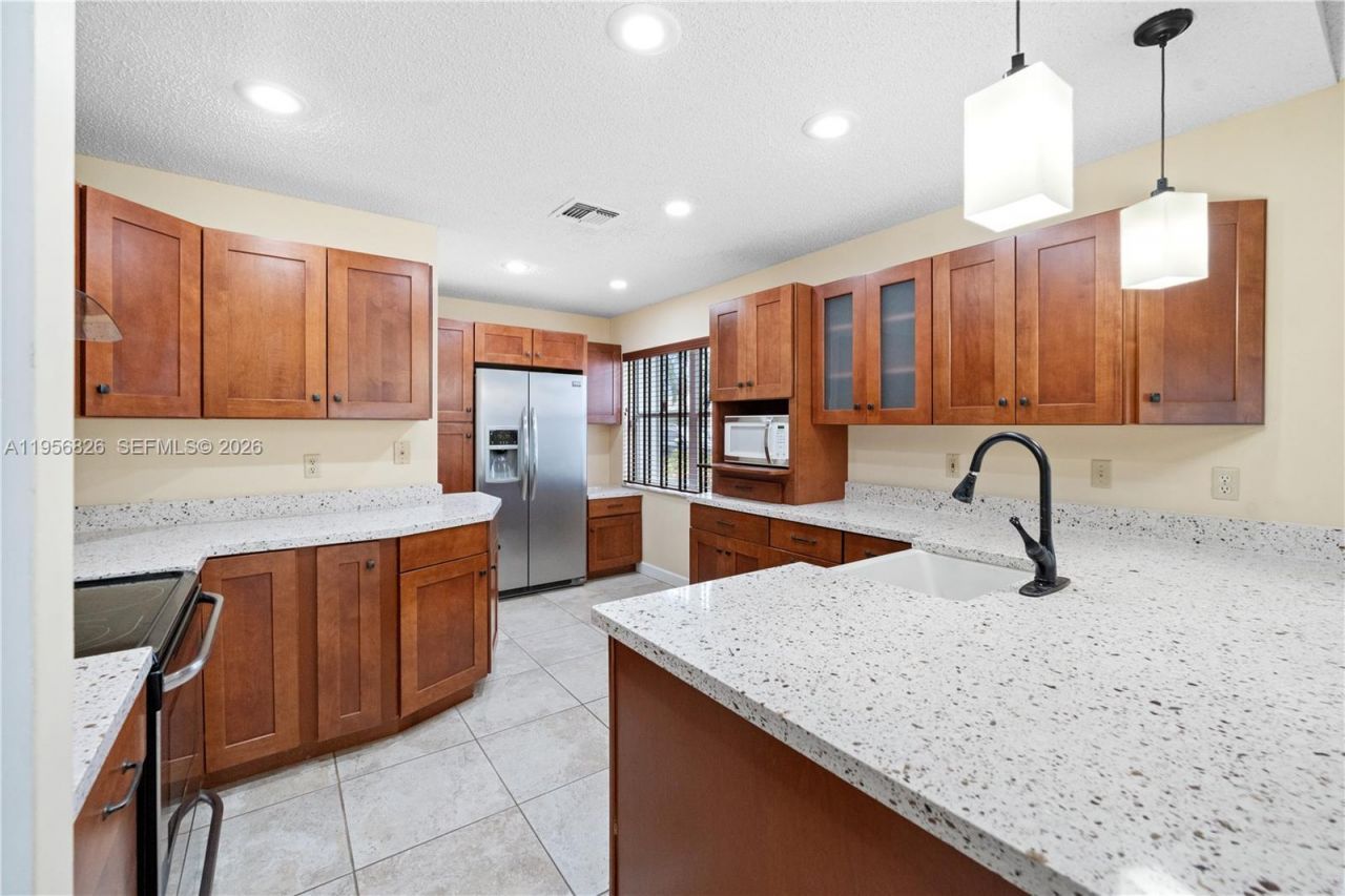 2707 Pinewood Ct, Unit 2707, Davie, FL 33328 Photo