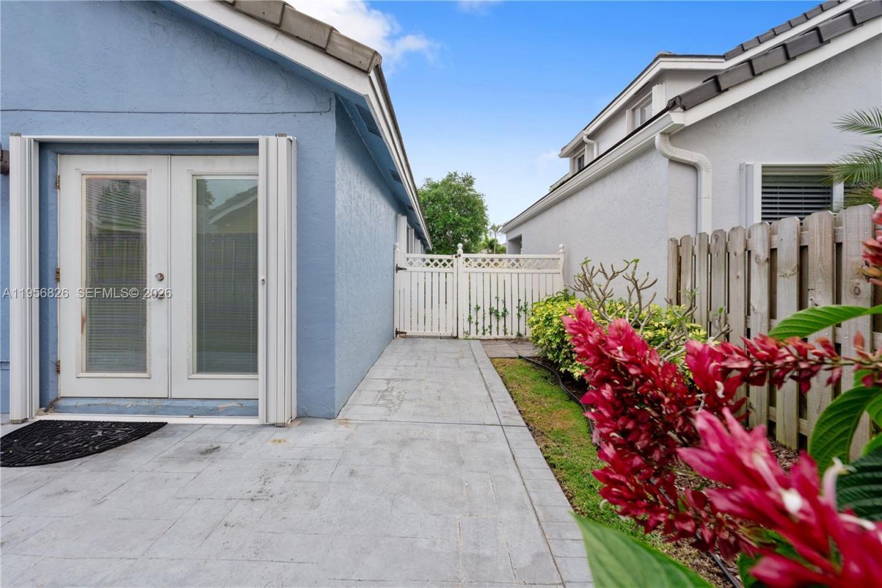 2707 Pinewood Ct, Unit 2707, Davie, FL 33328 Photo