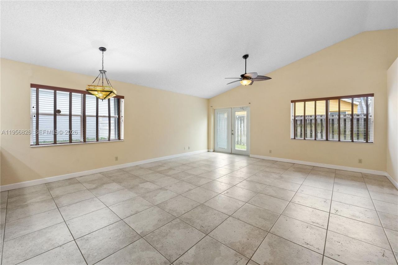 2707 Pinewood Ct, Unit 2707, Davie, FL 33328 Photo