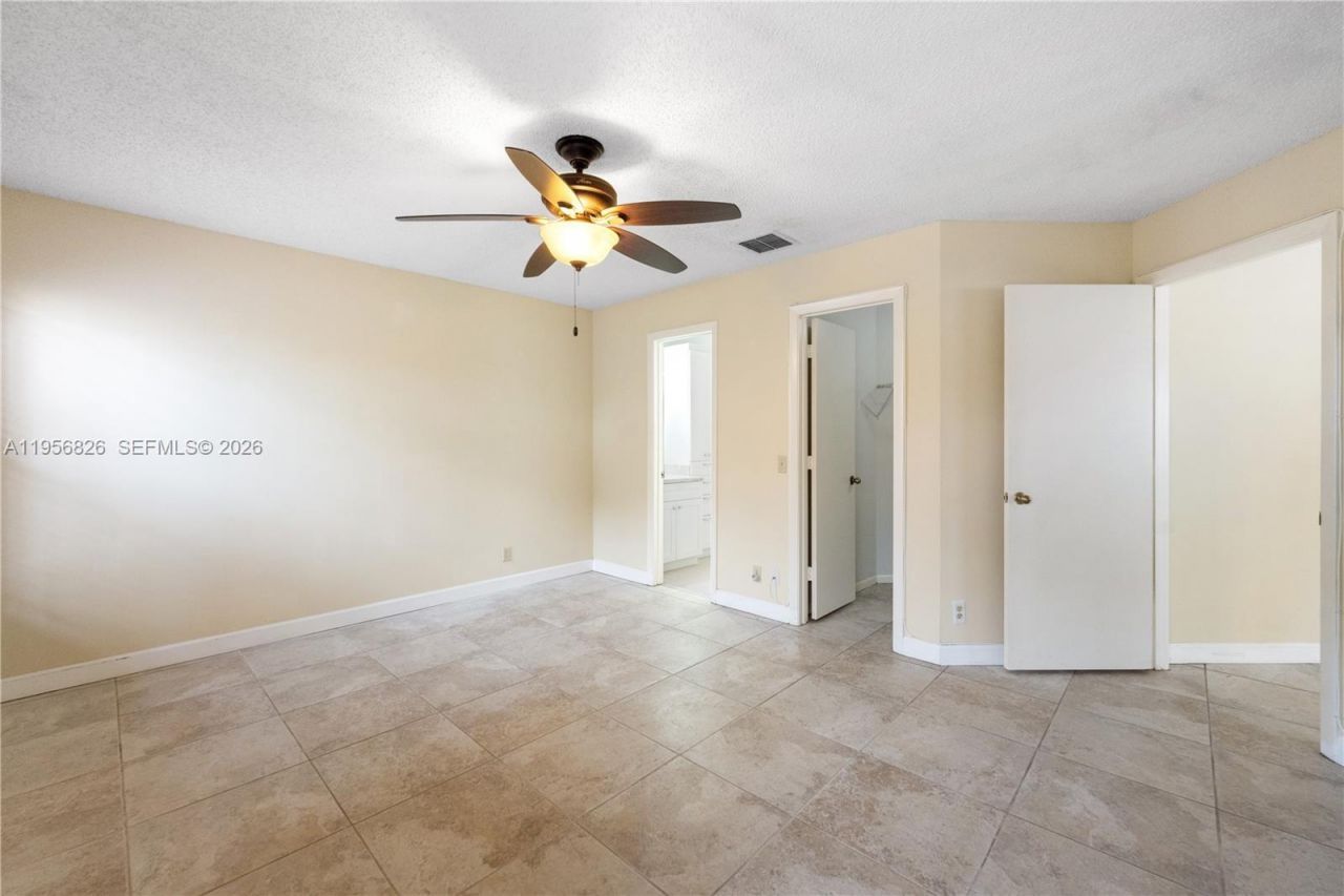 2707 Pinewood Ct, Unit 2707, Davie, FL 33328 Photo