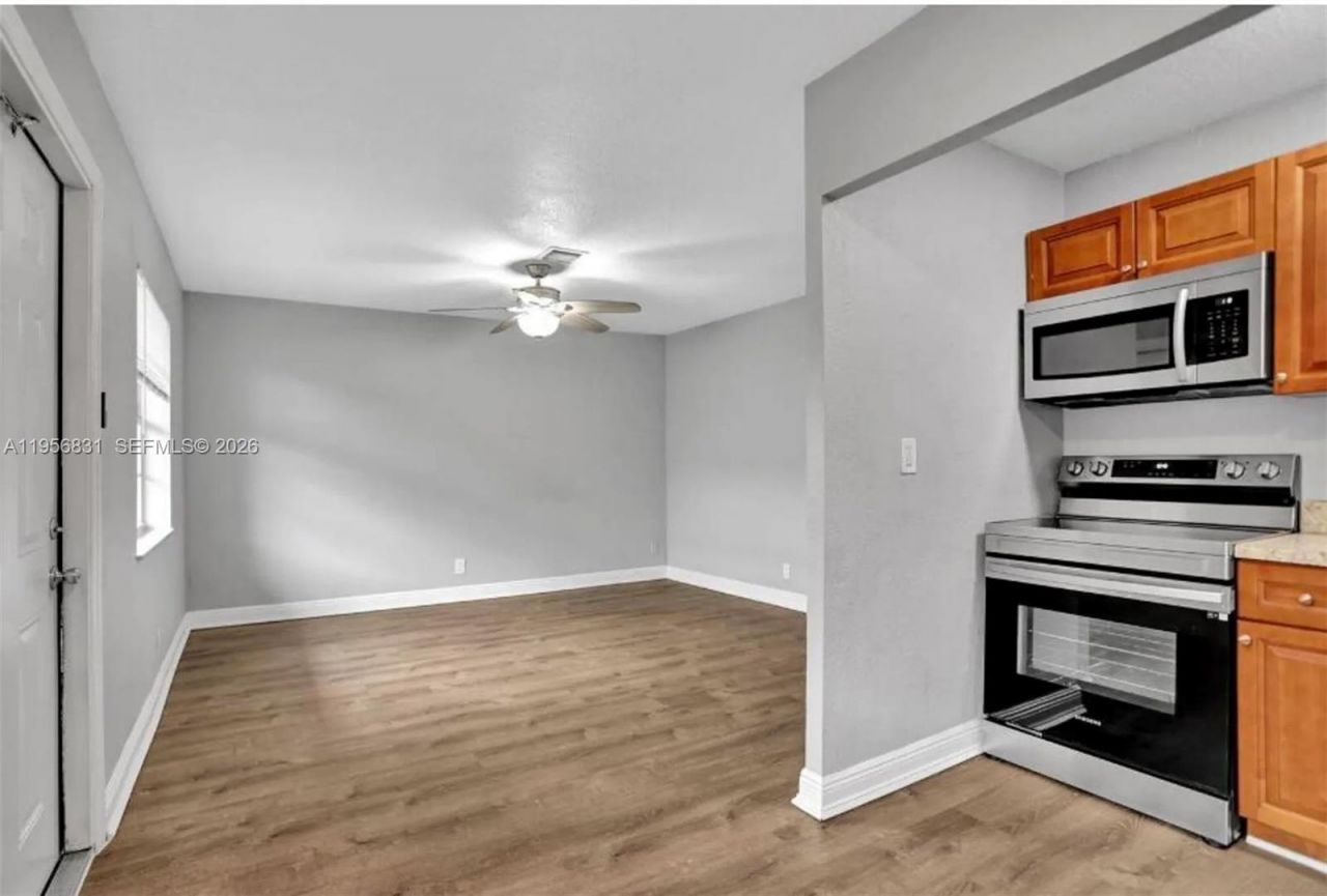 240 SE 9th Ave, Pompano Beach, FL 33060 Photo