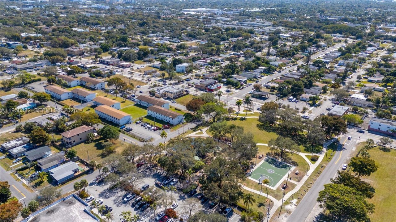 536 NW 16th Ave, Fort Lauderdale, FL 33311 Photo