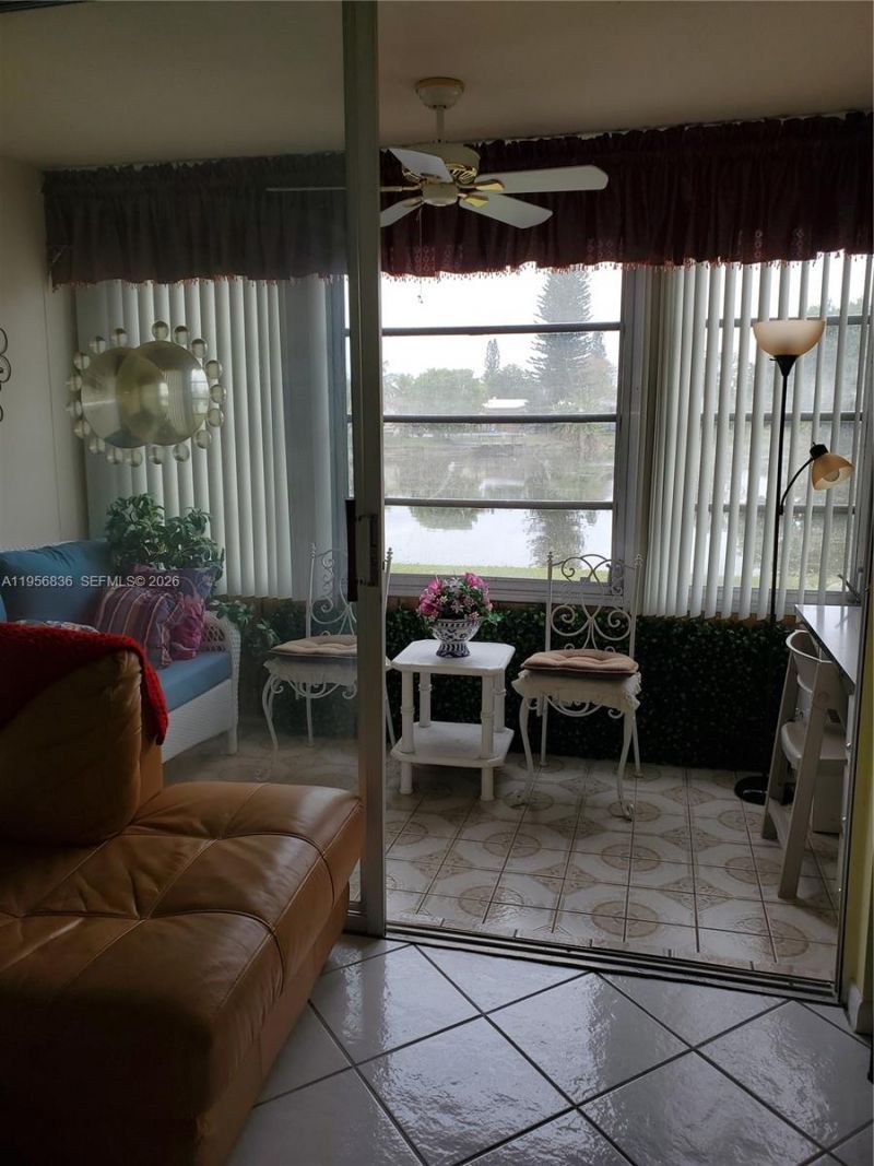 9360 Sunrise Lakes Blvd , Unit 102, Sunrise, FL 33322 Photo