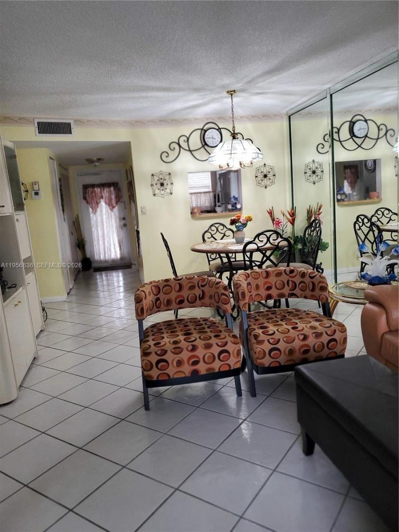 9360 Sunrise Lakes Blvd , Unit 102, Sunrise, FL 33322 Photo
