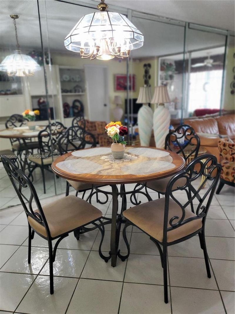 9360 Sunrise Lakes Blvd , Unit 102, Sunrise, FL 33322 Photo