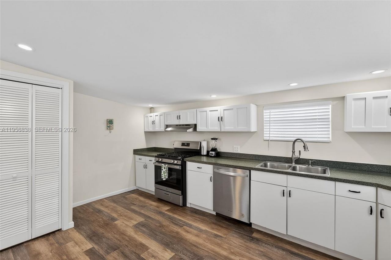 27 Riviera Dr, Key West, FL 33040 Photo