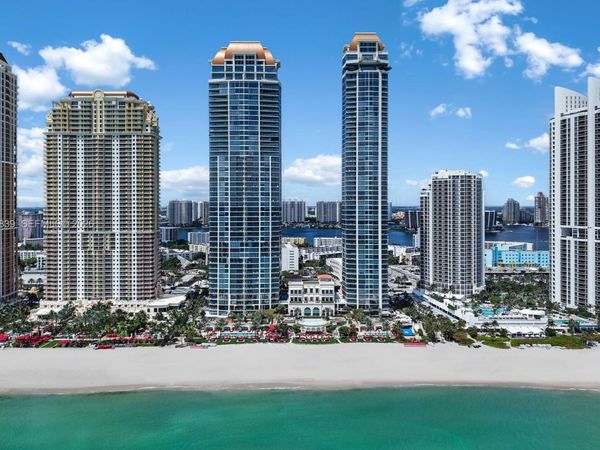 17975 Collins Ave , Unit N701, Sunny Isles Beach, FL 33160