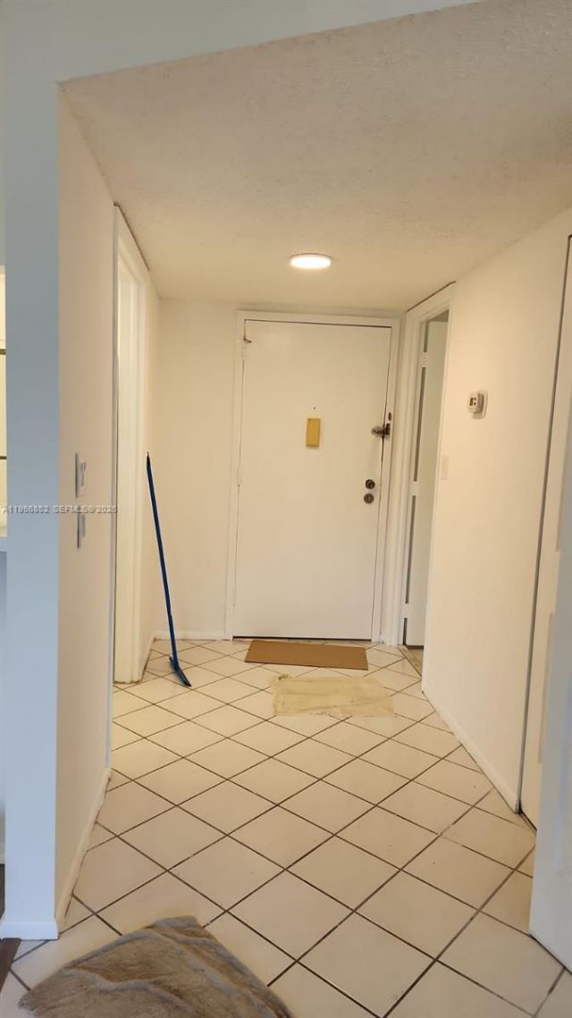 4174 Inverrary Dr, Unit 311, Lauderhill, FL 33319 Photo