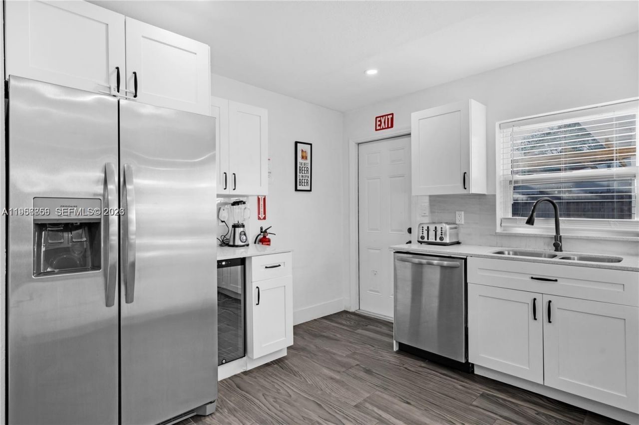 6661 Freedom St , Hollywood, FL 33024 Photo