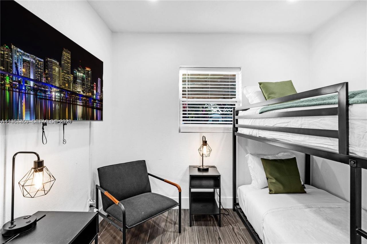 6661 Freedom St , Hollywood, FL 33024 Photo