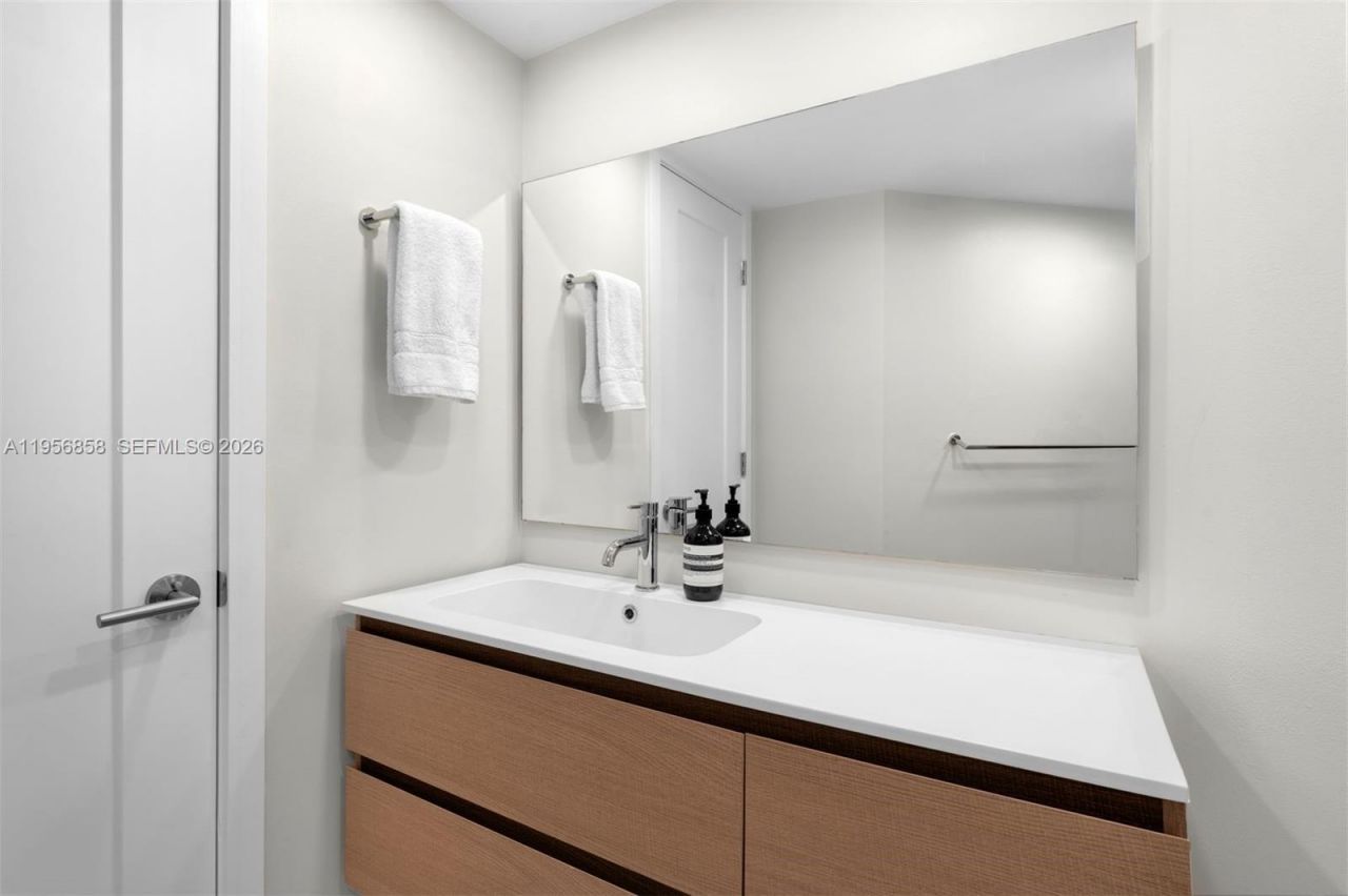 1900 Sunset Harbour Dr, Unit 2312, Miami Beach, FL 33139 Photo