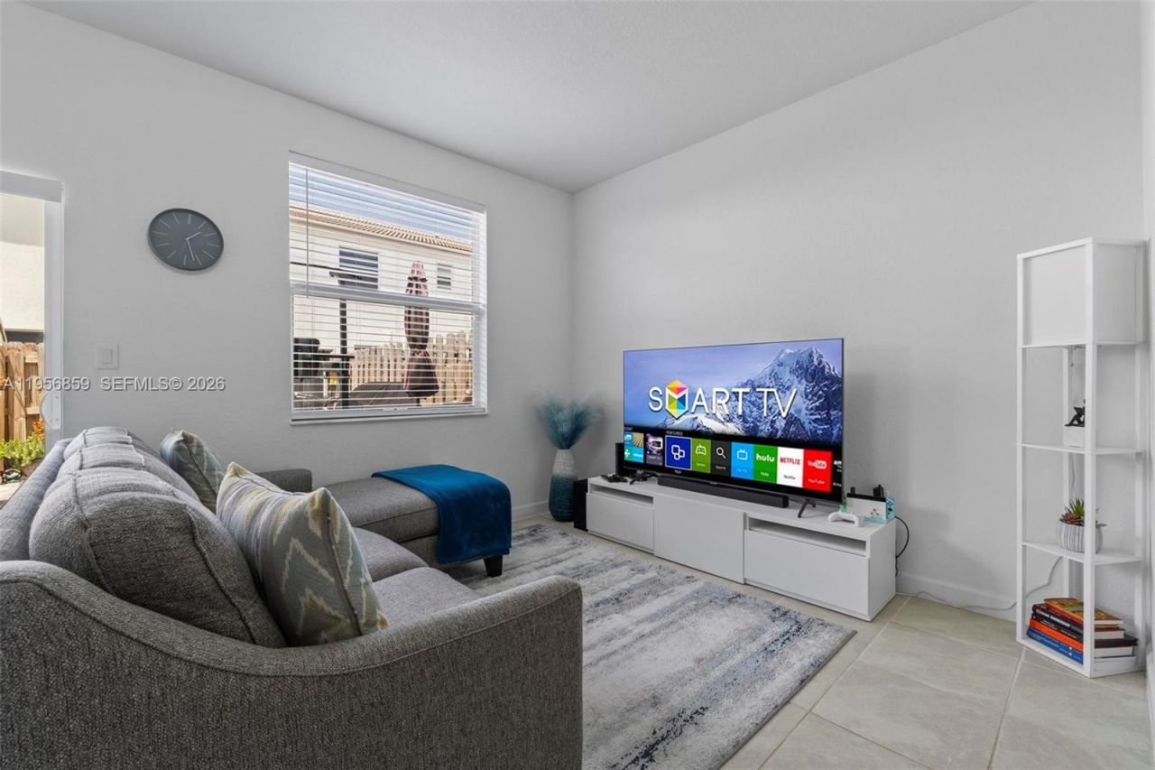 12204 NW 23rd Ct , Miami, FL 33167 Photo