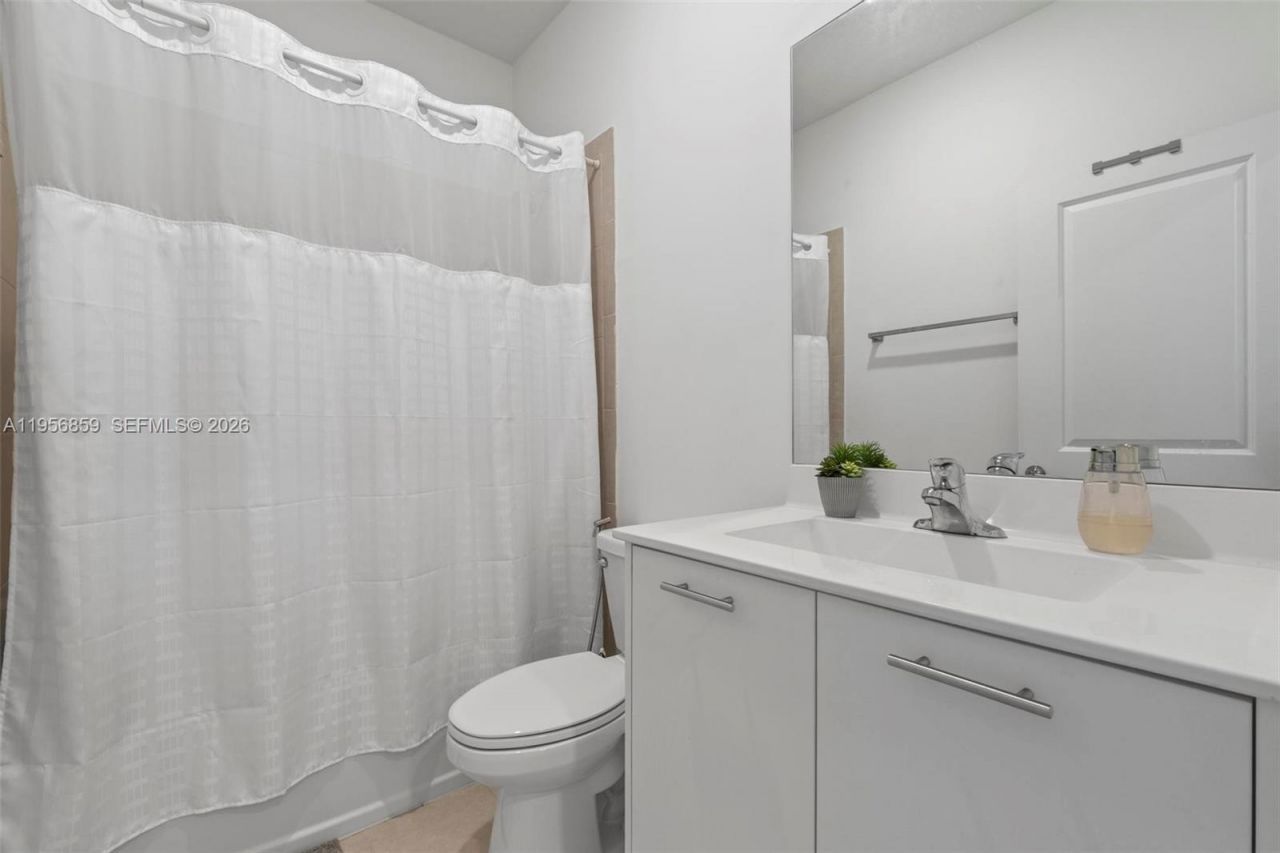 12204 NW 23rd Ct , Miami, FL 33167 Photo