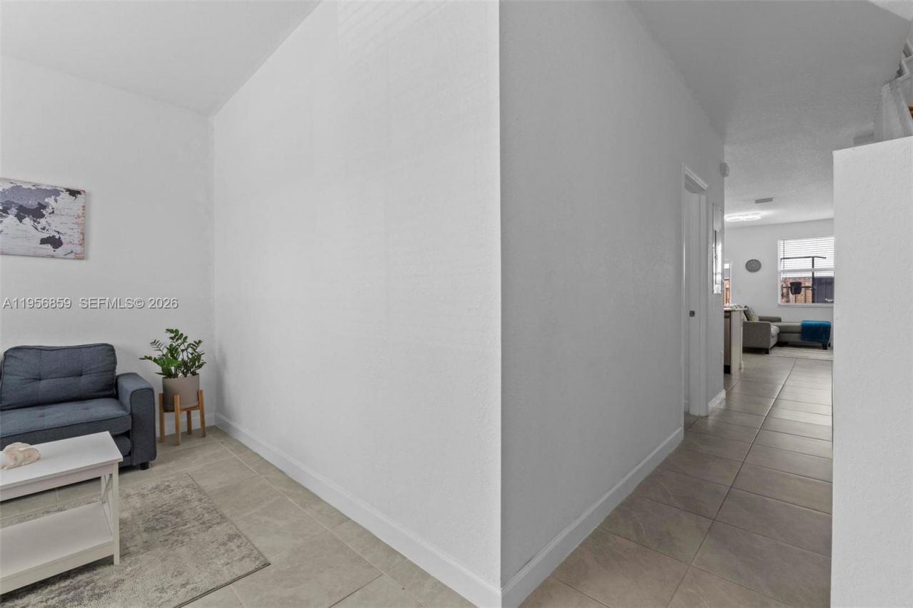 12204 NW 23rd Ct , Miami, FL 33167 Photo