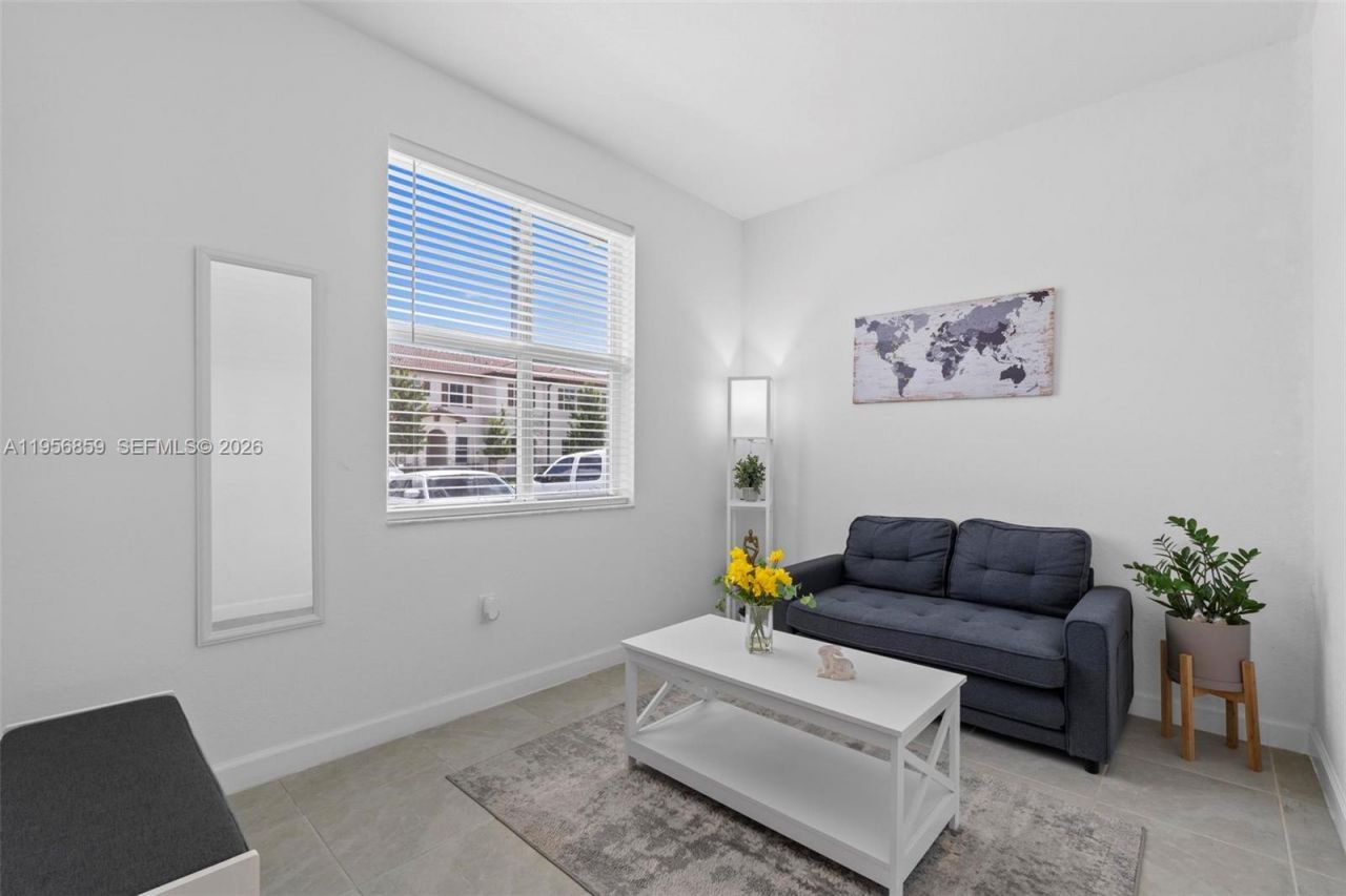 12204 NW 23rd Ct , Miami, FL 33167 Photo