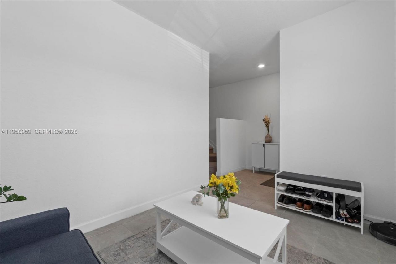 12204 NW 23rd Ct , Miami, FL 33167 Photo