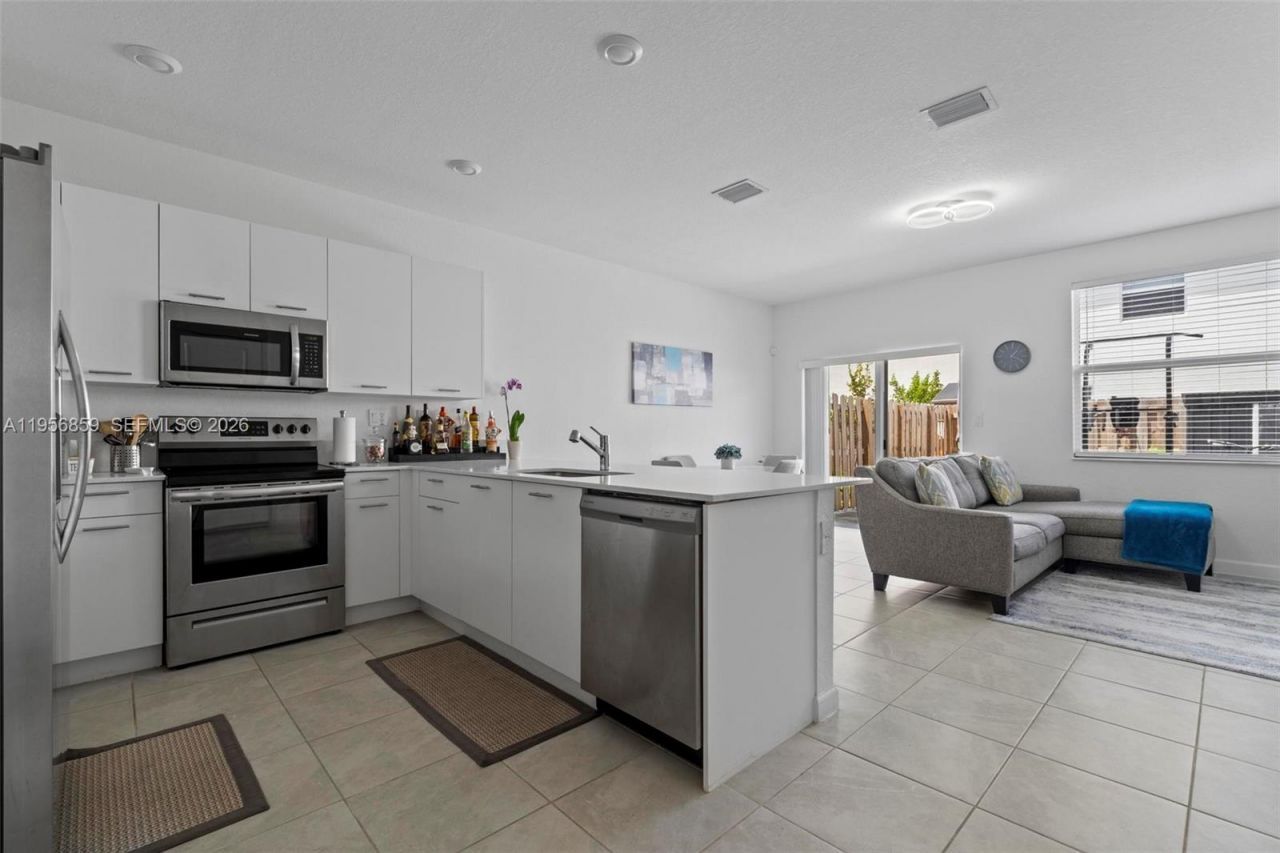 12204 NW 23rd Ct , Miami, FL 33167 Photo