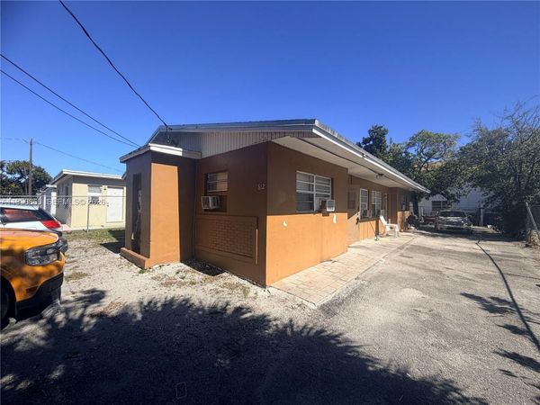 612 NW 14th Ave, Unit 1, Fort Lauderdale, FL 33311