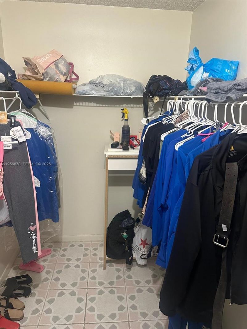 855 NE 209th St , Unit 203-34, Miami, FL 33179 Photo