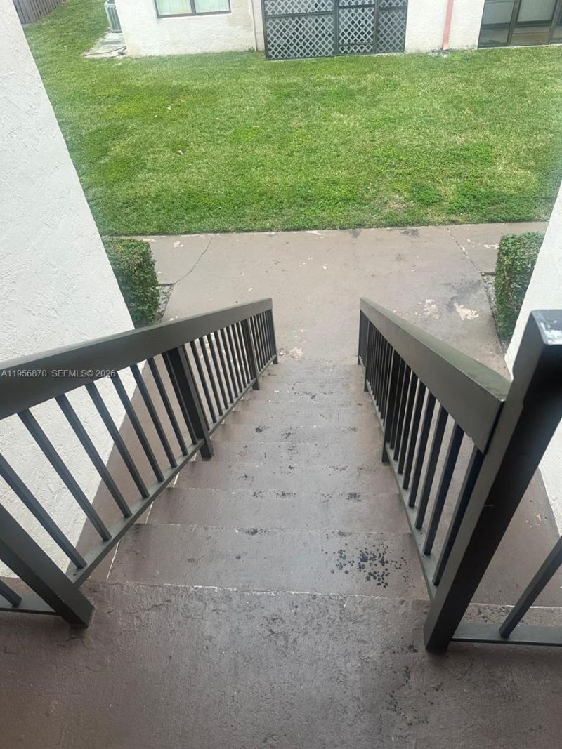 855 NE 209th St , Unit 203-34, Miami, FL 33179 Photo