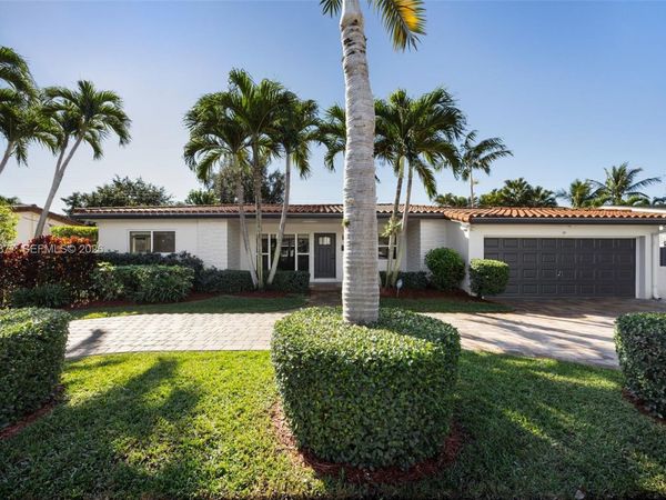 5730 SW 56th Ter, Miami, FL 33143