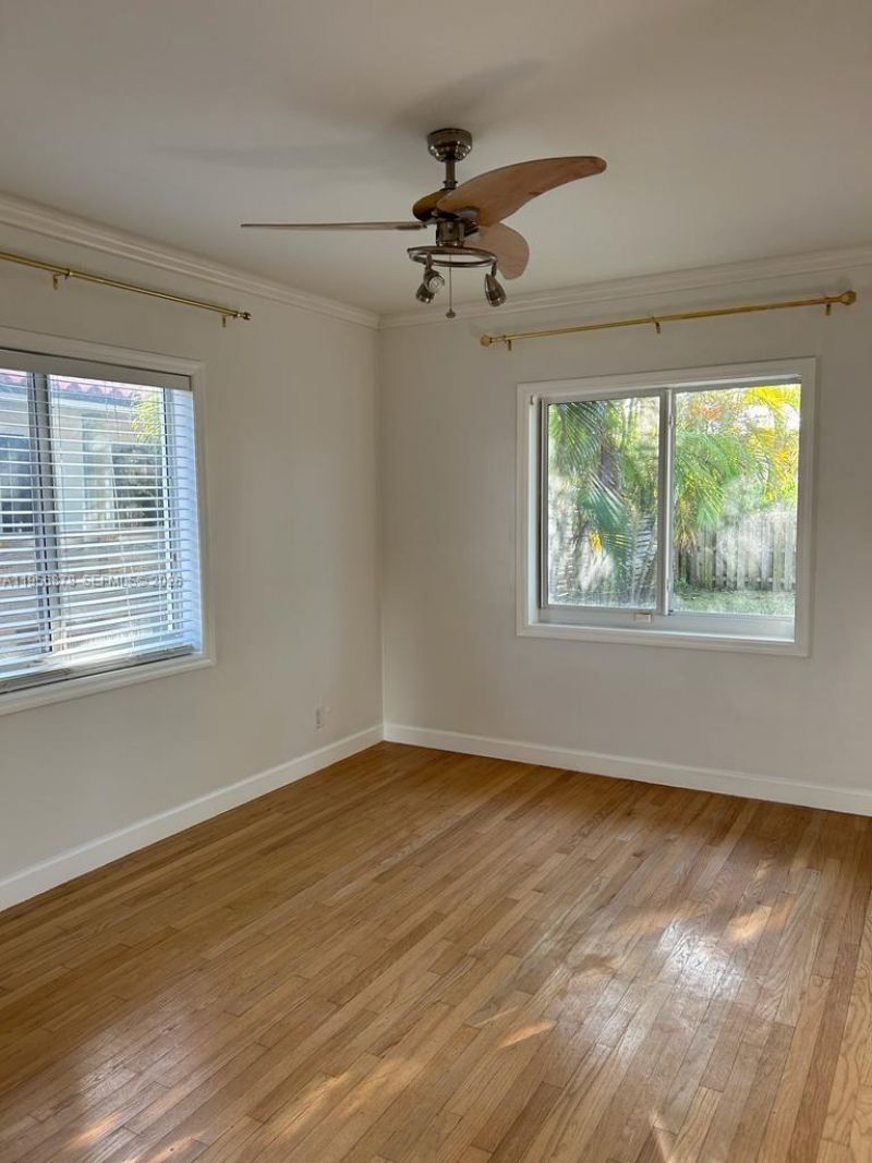 9208 Byron Ave , Surfside, FL 33154 Photo