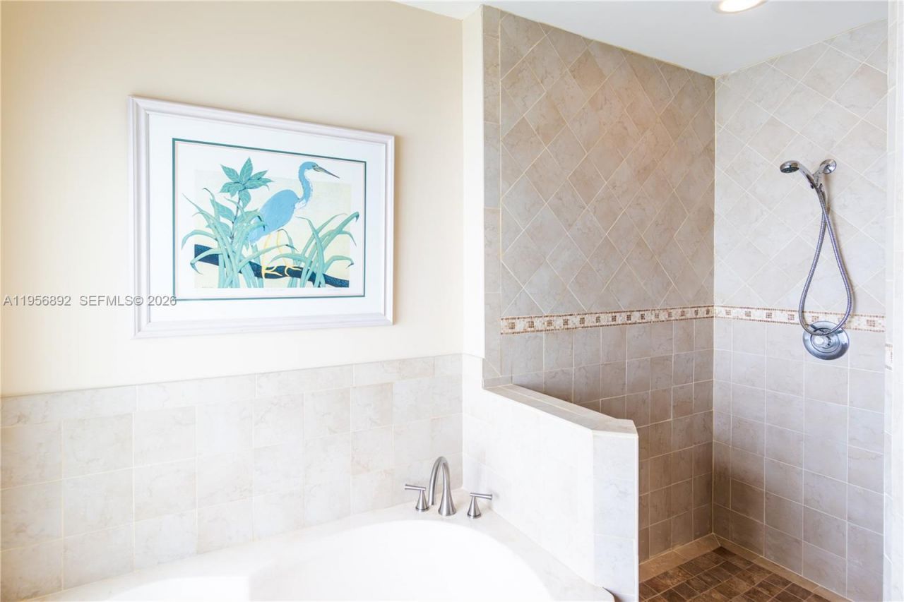 10564 NW 57th St, Doral, FL 33178 Photo