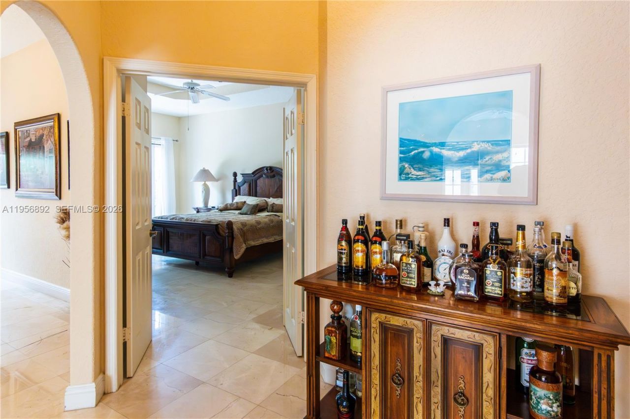 10564 NW 57th St, Doral, FL 33178 Photo