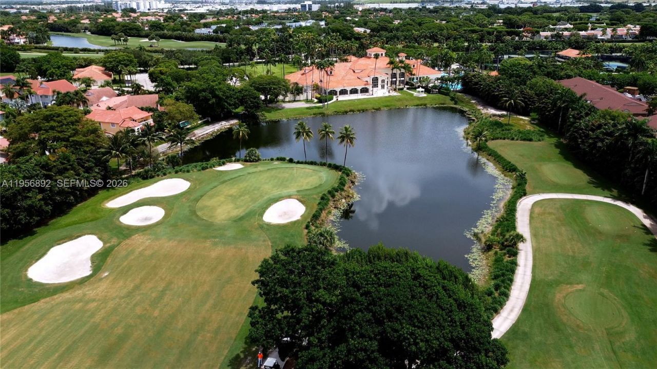 10564 NW 57th St, Doral, FL 33178 Photo