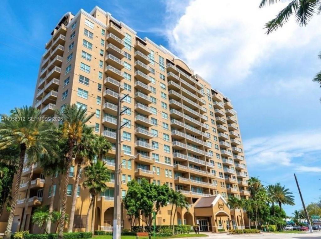 2665 SW 37th Ave, Unit 401, Miami, FL 33133 Photo
