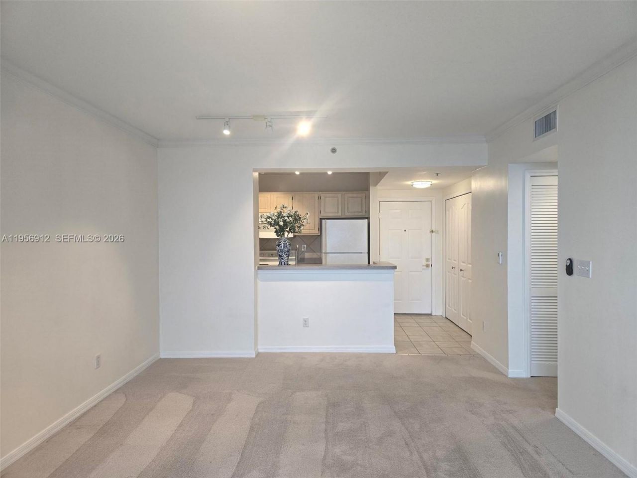 2665 SW 37th Ave, Unit 401, Miami, FL 33133 Photo